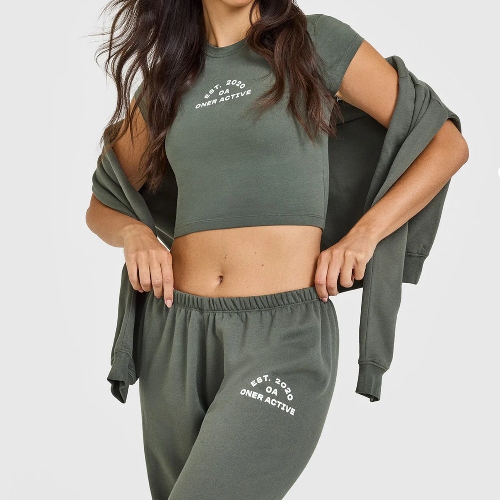 ONER ACTIVE -  LIGHTWEIGHT JOGGERS WITH GRAPHIC - Picture 4 of 7